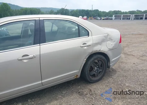 2010 Ford Fusion Se from USA, damaged, VIN 3FAHP0HA4AR413882